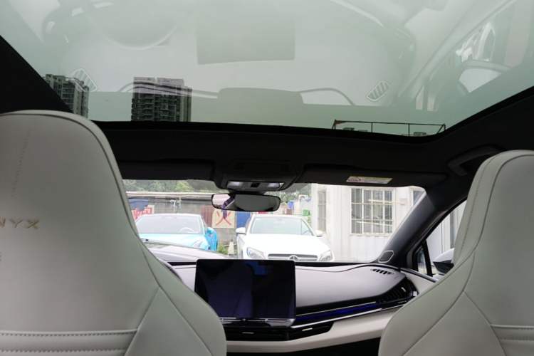 Used Volkswagen ID.UNYX 2024 Ultra Long-Range Version Headliner