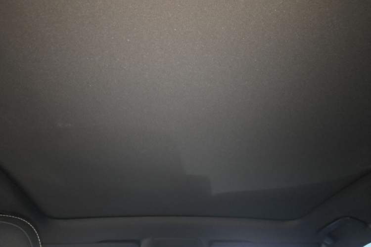 Used Volkswagen ID.UNYX 2024 Pro Long-Range Version Headliner