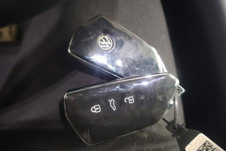 Used Volkswagen ID.UNYX 2024 Pro Long-Range Version Interior 1