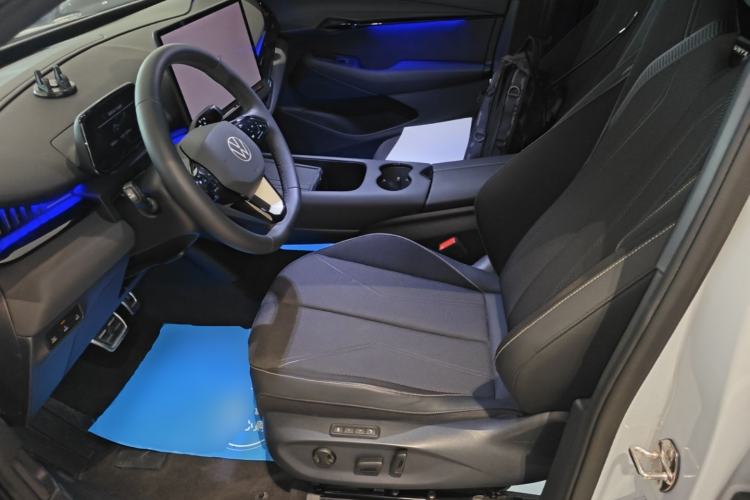 Used Volkswagen ID.UNYX 2024 Pro Long-Range Version Left Front Seat