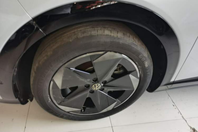 Used Volkswagen ID.UNYX 2024 Ultra Long-Range Version Left Front Wheel Hub