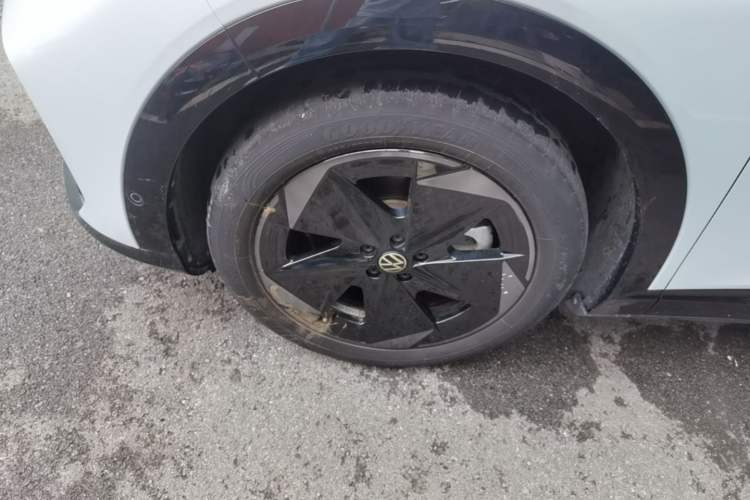 Used Volkswagen ID.UNYX 2024 Ultra Long-Range Version Left Front Wheel Hub