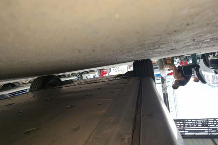 Used Volkswagen ID.UNYX 2024 Revised Ultra Long-Range Version Left Side Sill