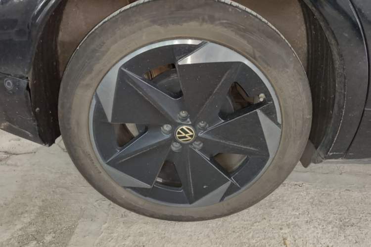 Used Volkswagen ID.UNYX 2024 Revised Ultra Long-Range Version Right Rear Wheel Hub