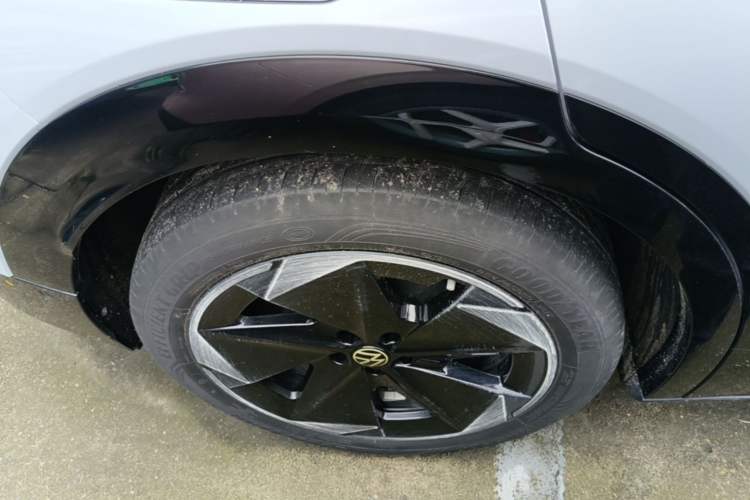 Used Volkswagen ID.UNYX 2024 Ultra Long-Range Version Right Rear Wheel Hub