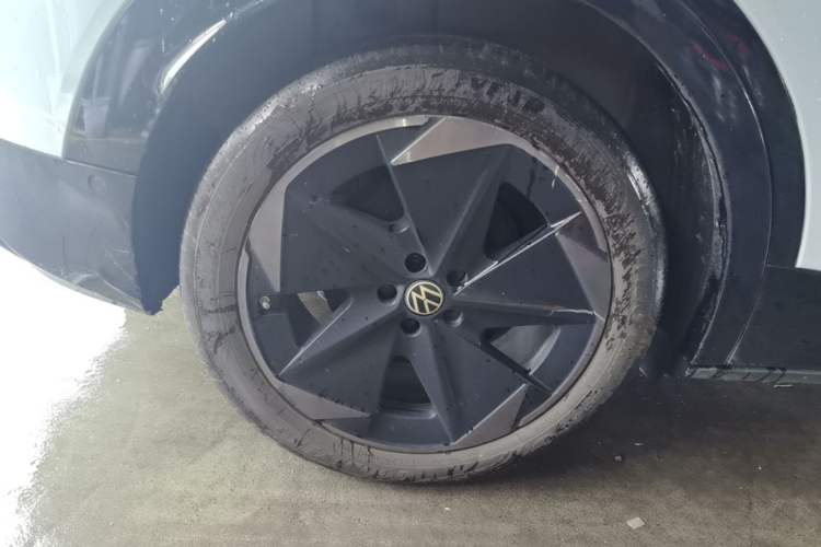 Used Volkswagen ID.UNYX 2024 Ultra Long-Range Version Right Rear Wheel Hub