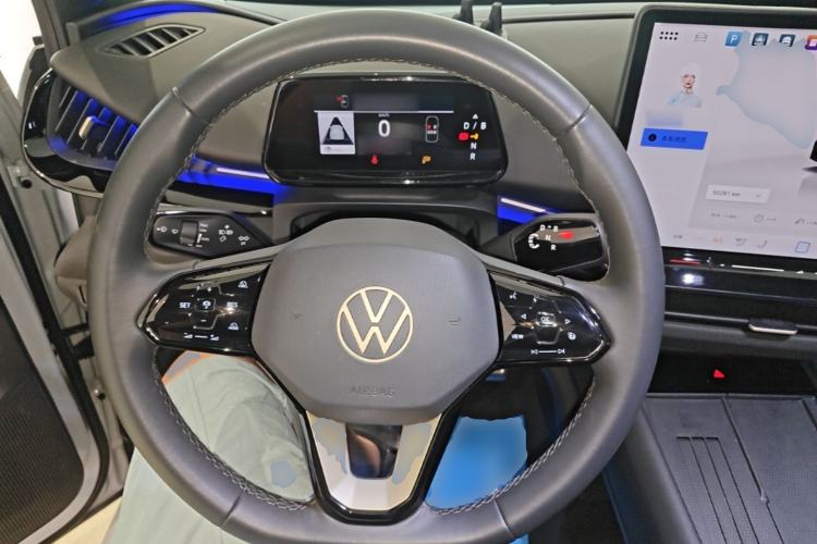 Used Volkswagen ID.UNYX 2024 Pro Long-Range Version Steering Wheel