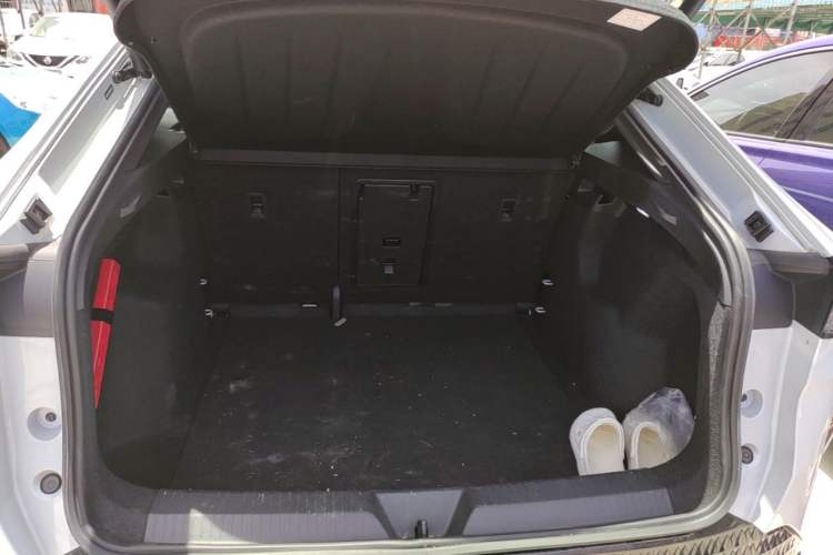 Used Volkswagen ID.UNYX 2024 Ultra Long-Range Version Trunk