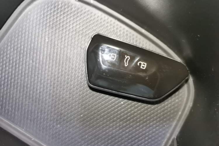 Used Volkswagen ID.UNYX 2024 Ultra Long-Range Version Vehicle Key