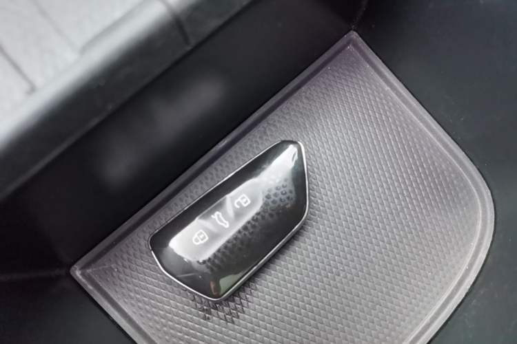 Used Volkswagen ID.UNYX 2024 Ultra Long-Range Version Vehicle Key