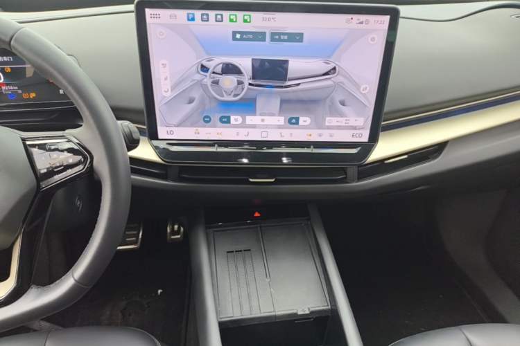 Used Volkswagen ID.UNYX 2024 Ultra Long-Range Version Audio And AC Panel