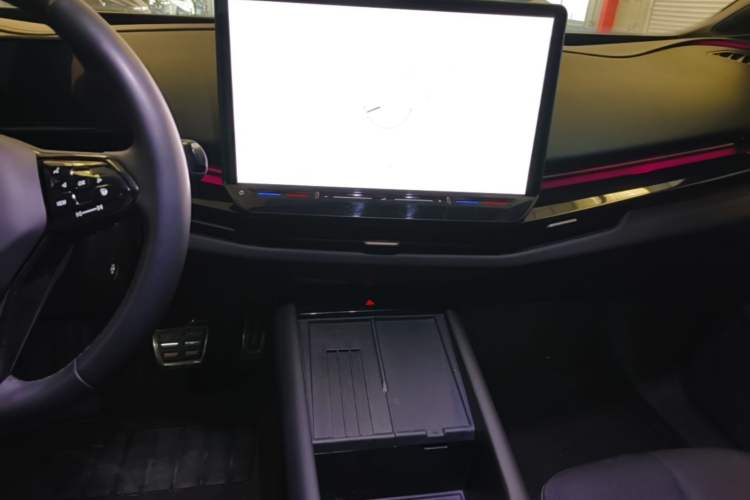 Used Volkswagen ID.UNYX 2024 Revised Pro Long-Range Version Audio And AC Panel