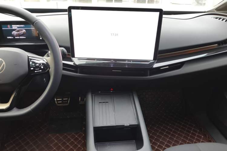 Used Volkswagen ID.UNYX 2024 Revised Pro Long-Range Version Audio And AC Panel