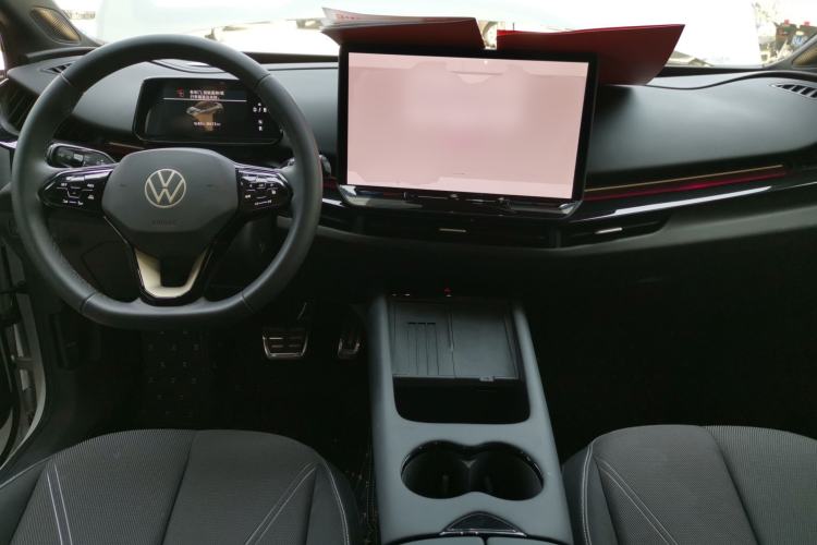 Used Volkswagen ID.UNYX 2024 Pro Long-Range Version Center Console