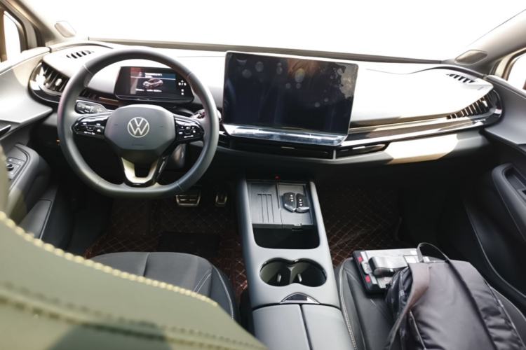 Used Volkswagen ID.UNYX 2024 Revised Pro Long-Range Version Center Console