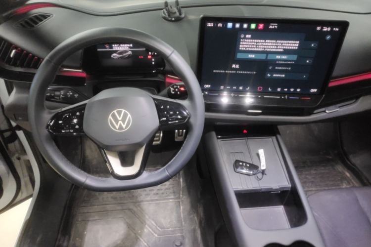 Used Volkswagen ID.UNYX 2024 Revised Pro Long-Range Version Center Console