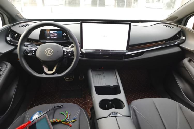 Used Volkswagen ID.UNYX 2024 Revised Pro Long-Range Version Center Console