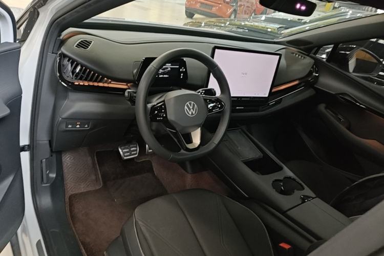 Used Volkswagen ID.UNYX 2024 Revised Pro Long-Range Version Center Console