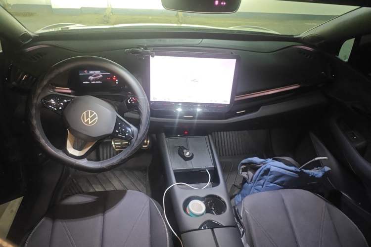 Used Volkswagen ID.UNYX 2024 Revised Pro Long-Range Version Center Console