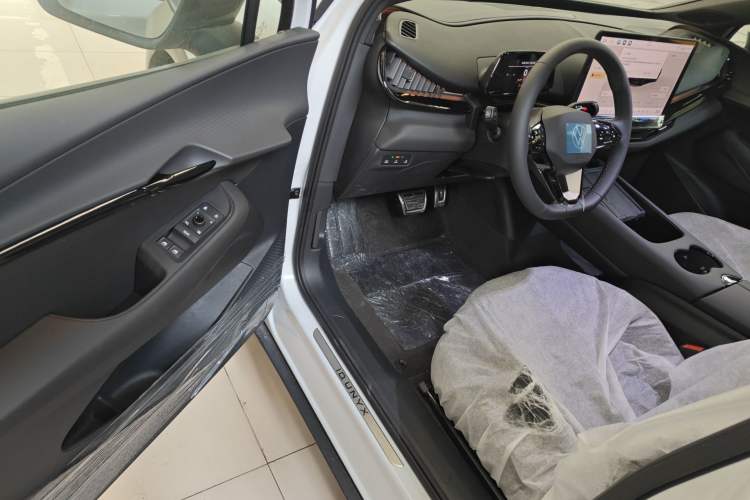 Used Volkswagen ID.UNYX 2024 Revised Pro Long-Range Version Driver Seat