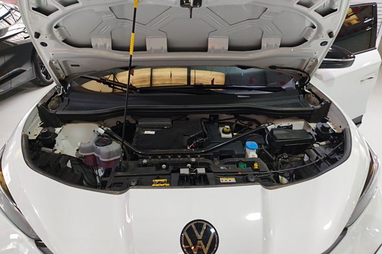Used Volkswagen ID.UNYX 2024 Pro Long-Range Version Engine Bay