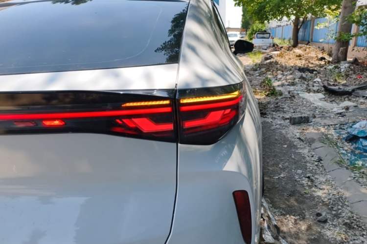 Used Volkswagen ID.UNYX 2024 Revised Pro Long-Range Version Exterior 3