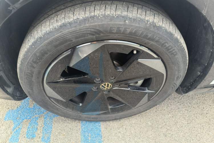 Used Volkswagen ID.UNYX 2024 Revised Pro Long-Range Version Exterior 4