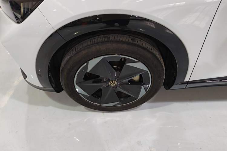 Used Volkswagen ID.UNYX 2024 Pro Long-Range Version Exterior 4