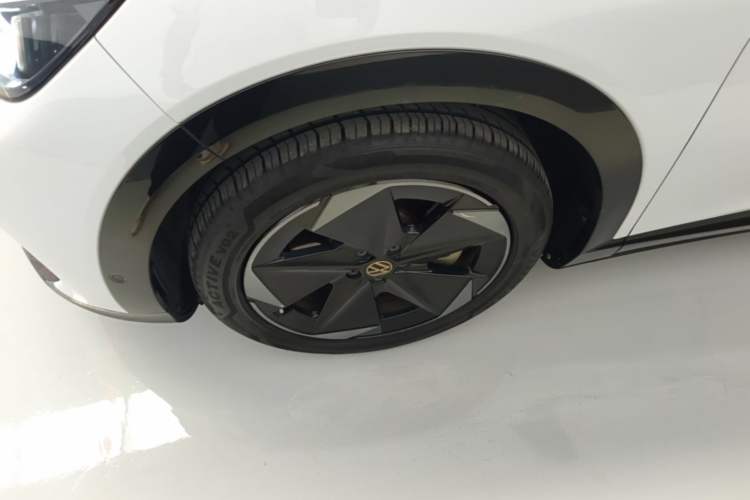 Used Volkswagen ID.UNYX 2024 Revised Pro Long-Range Version Exterior 4
