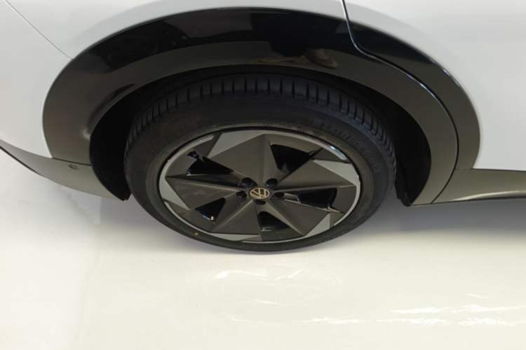 Used Volkswagen ID.UNYX 2024 Revised Pro Long-Range Version Exterior 5