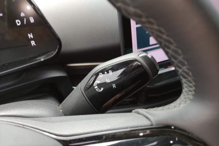Used Volkswagen ID.UNYX 2024 Ultra Long-Range Version Gear Lever