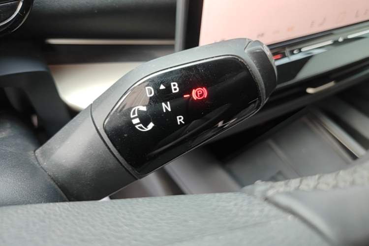 Used Volkswagen ID.UNYX 2024 Ultra Long-Range Version Gear Lever