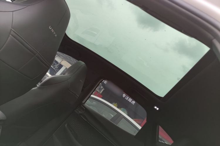Used Volkswagen ID.UNYX 2024 Ultra Long-Range Version Headliner