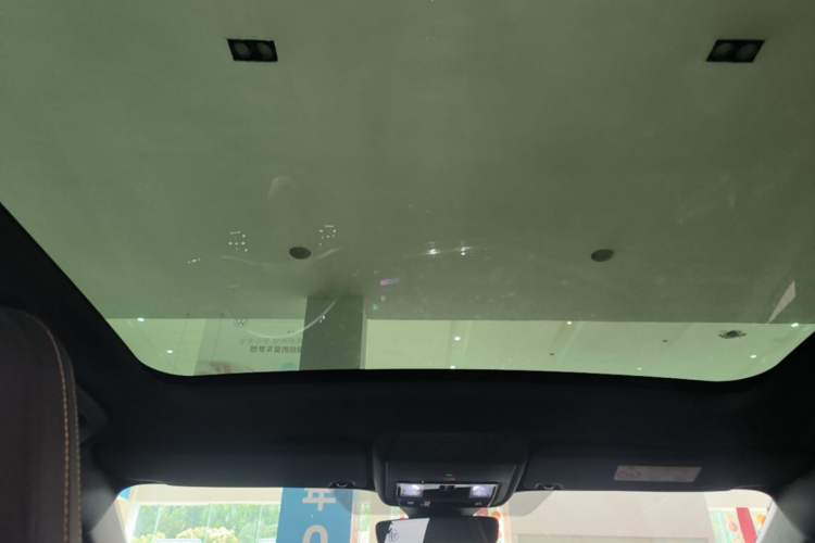 Used Volkswagen ID.UNYX 2024 Revised Pro Long-Range Version Headliner