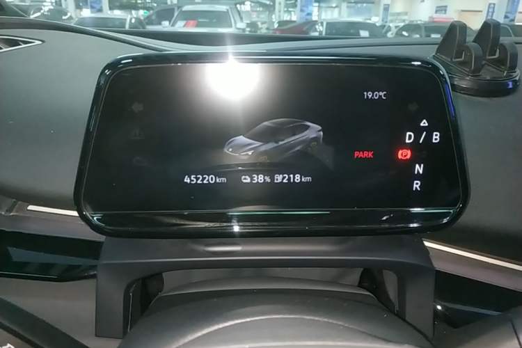 Used Volkswagen ID.UNYX 2024 Revised Pro Long-Range Version Instrument Cluster