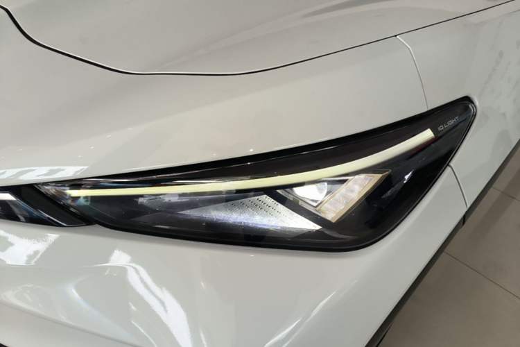 Used Volkswagen ID.UNYX 2024 Revised Pro Long-Range Version Left Front Headlight