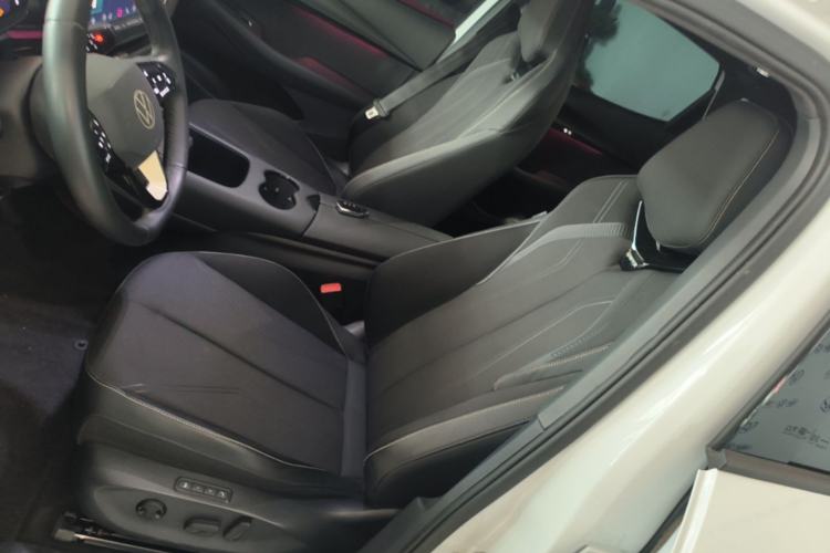 Used Volkswagen ID.UNYX 2024 Revised Pro Long-Range Version Left Front Seat