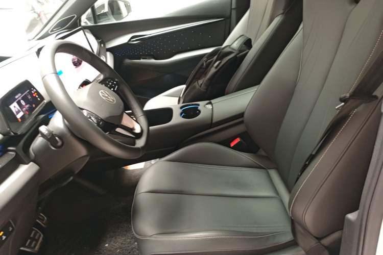 Used Volkswagen ID.UNYX 2024 Revised Ultra Long-Range Version Left Front Seat