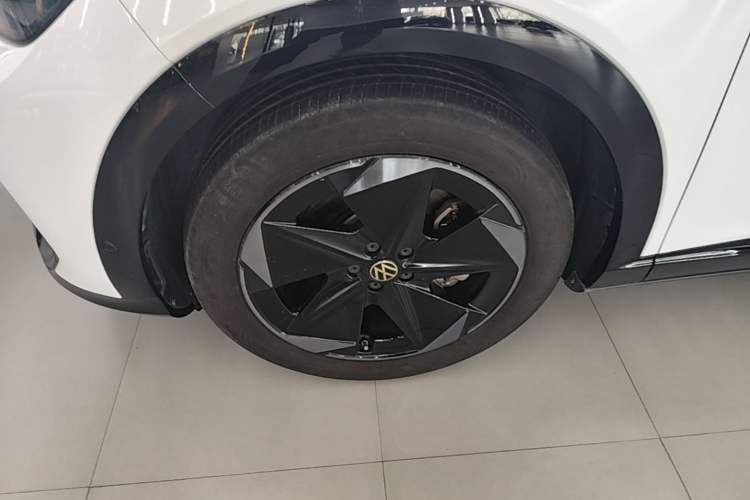 Used Volkswagen ID.UNYX 2024 Revised Ultra Long-Range Version Left Front Wheel Hub