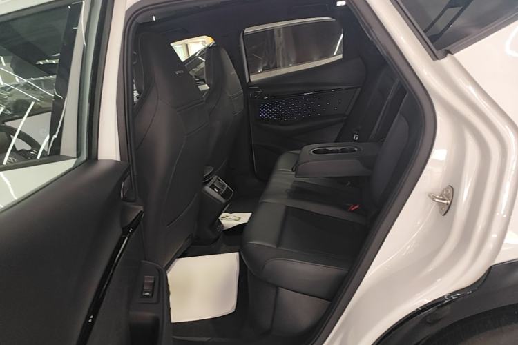 Used Volkswagen ID.UNYX 2024 Revised Ultra Long-Range Version Left Rear Seat