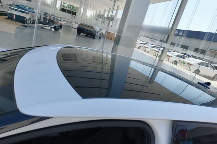 Used Volkswagen ID.UNYX 2024 Revised Pro Long-Range Version Roof