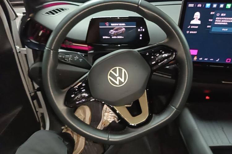 Used Volkswagen ID.UNYX 2024 Revised Pro Long-Range Version Steering Wheel