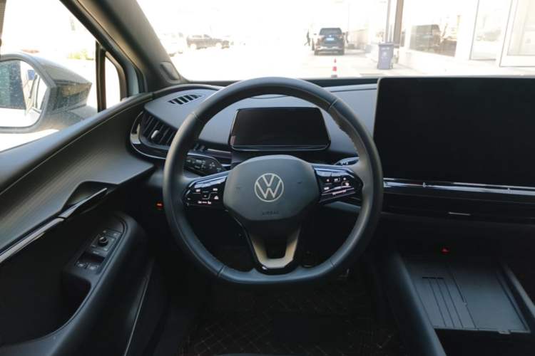 Used Volkswagen ID.UNYX 2024 Revised Pro Long-Range Version Steering Wheel