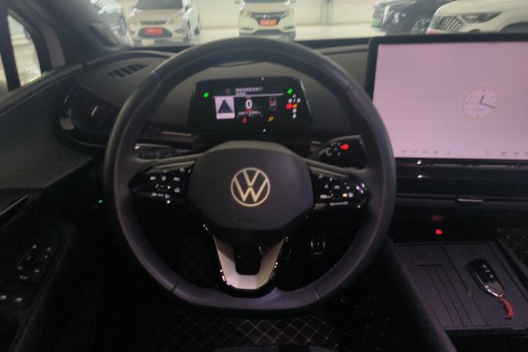 Used Volkswagen ID.UNYX 2024 Pro Long-Range Version Steering Wheel