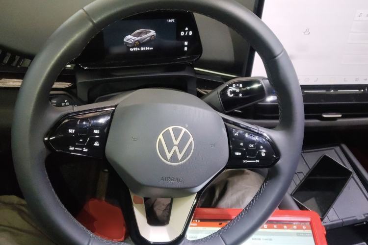 Used Volkswagen ID.UNYX 2024 Pro Long-Range Version Steering Wheel