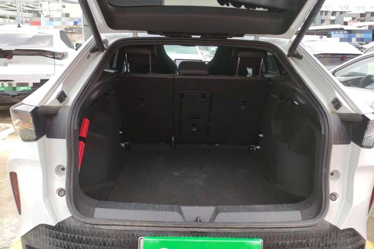 Used Volkswagen ID.UNYX 2024 Ultra Long-Range Version Trunk
