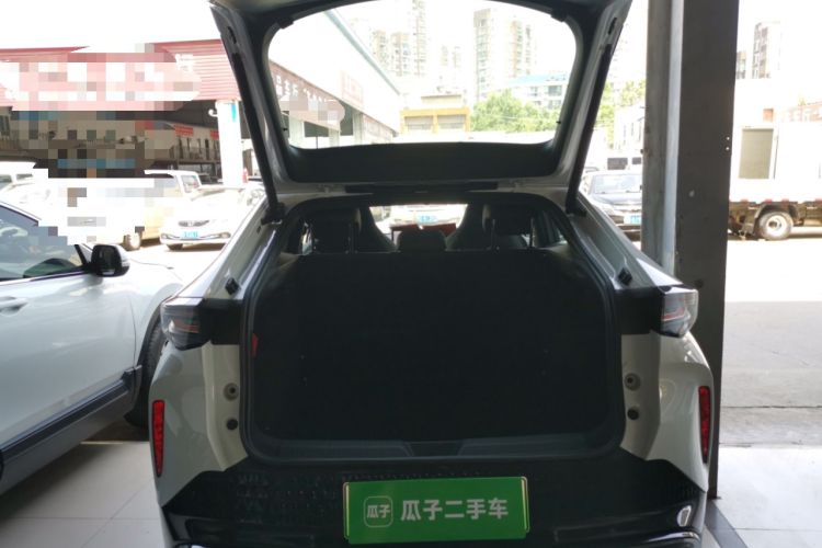 Used Volkswagen ID.UNYX 2024 Pro Long-Range Version Trunk