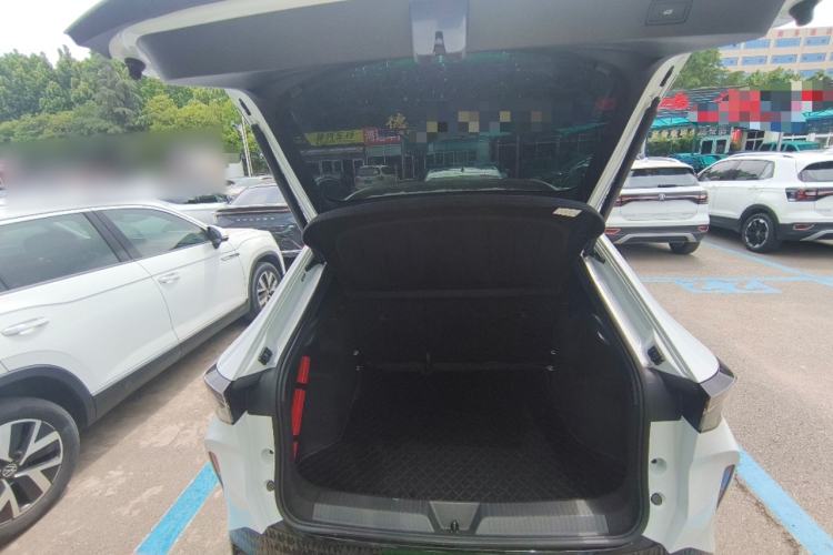 Used Volkswagen ID.UNYX 2024 Revised Pro Long-Range Version Trunk