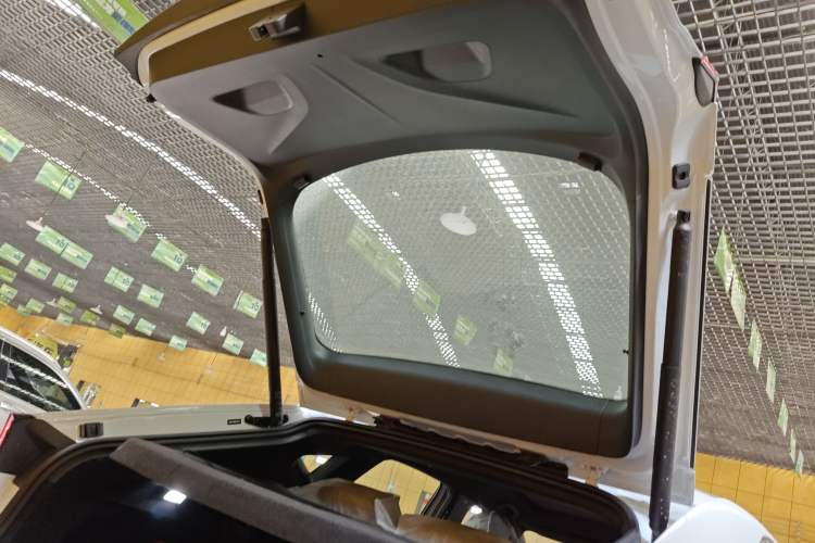 Used Volkswagen ID.UNYX  Trunk
