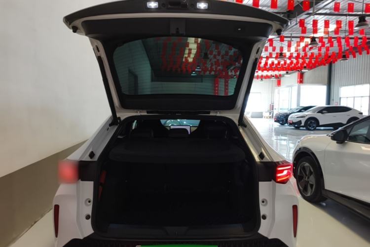 Used Volkswagen ID.UNYX 2024 Revised Pro Long-Range Version Trunk